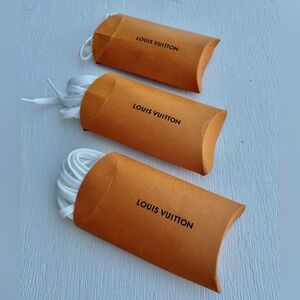 Louis Vuitton White Shoelaces in Original Packaging